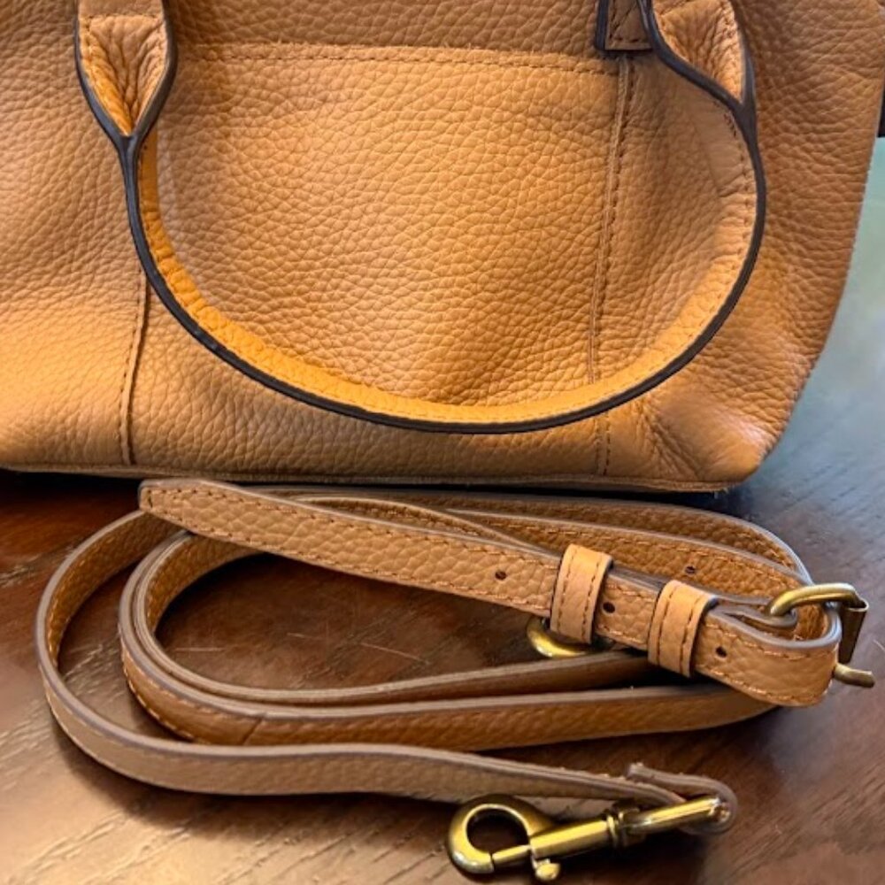 American Leather Co.  Pebble Leather Crossbody Carrie - Tan - Picture 4 of 16